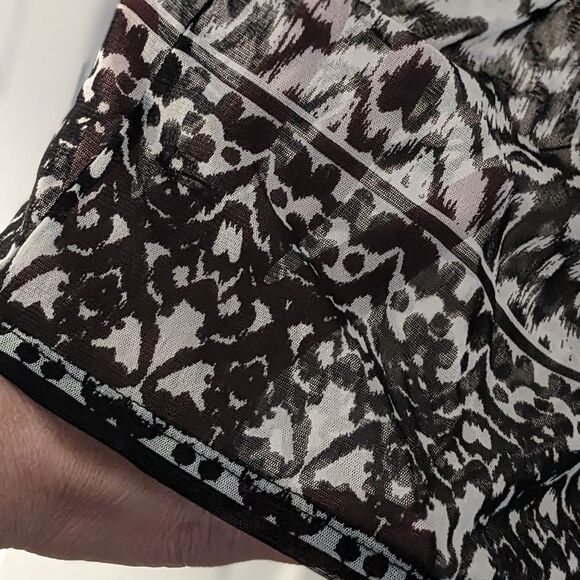 INC International Concepts Top Women's sz M Lace-up Black White Mesh Abstract - Picture 2 of 7